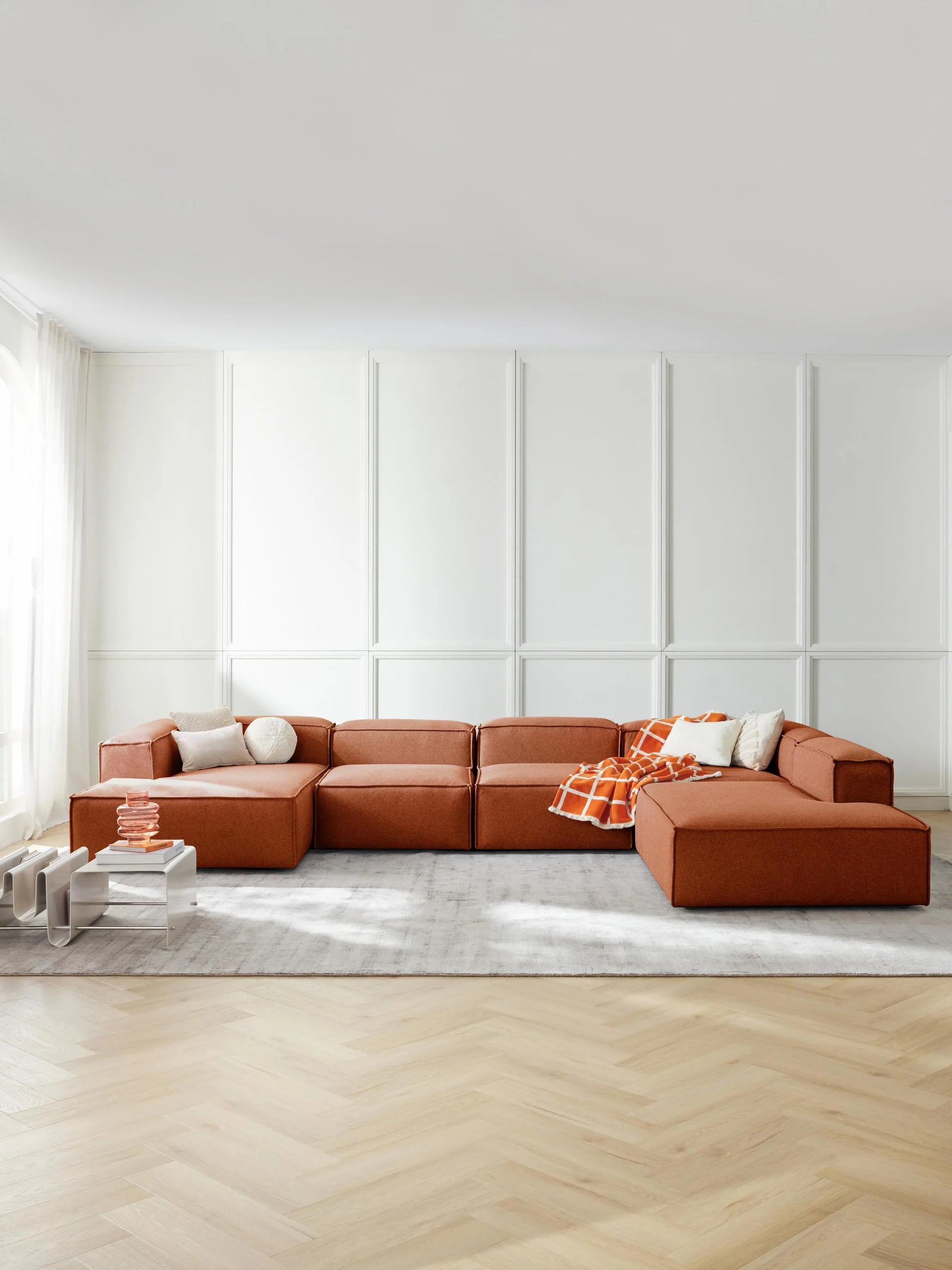 Kingston Contemporary 8-Seater U-Shaped Modular Sectional Couch