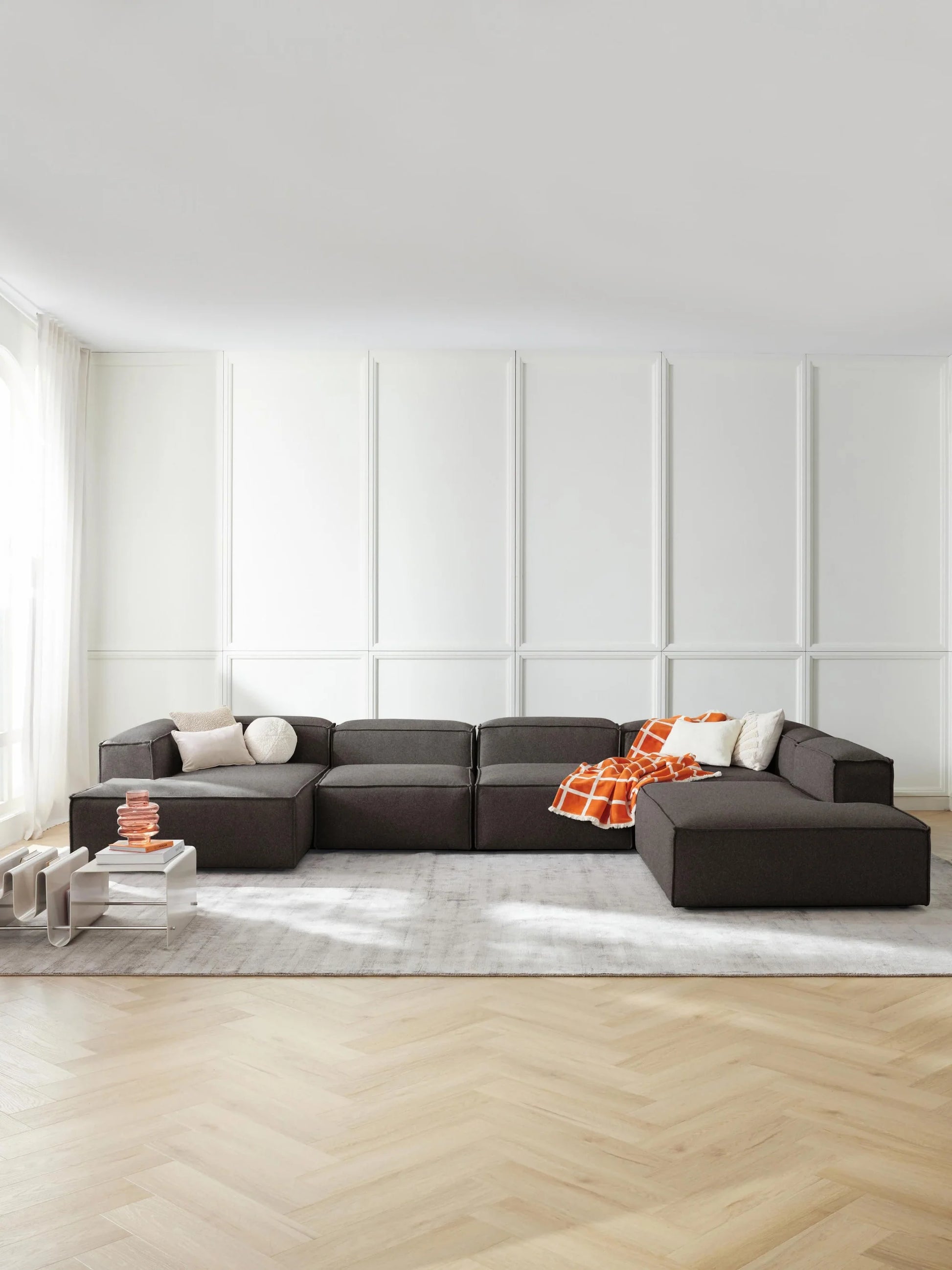 Kingston Contemporary 8-Seater U-Shaped Modular Sectional Couch