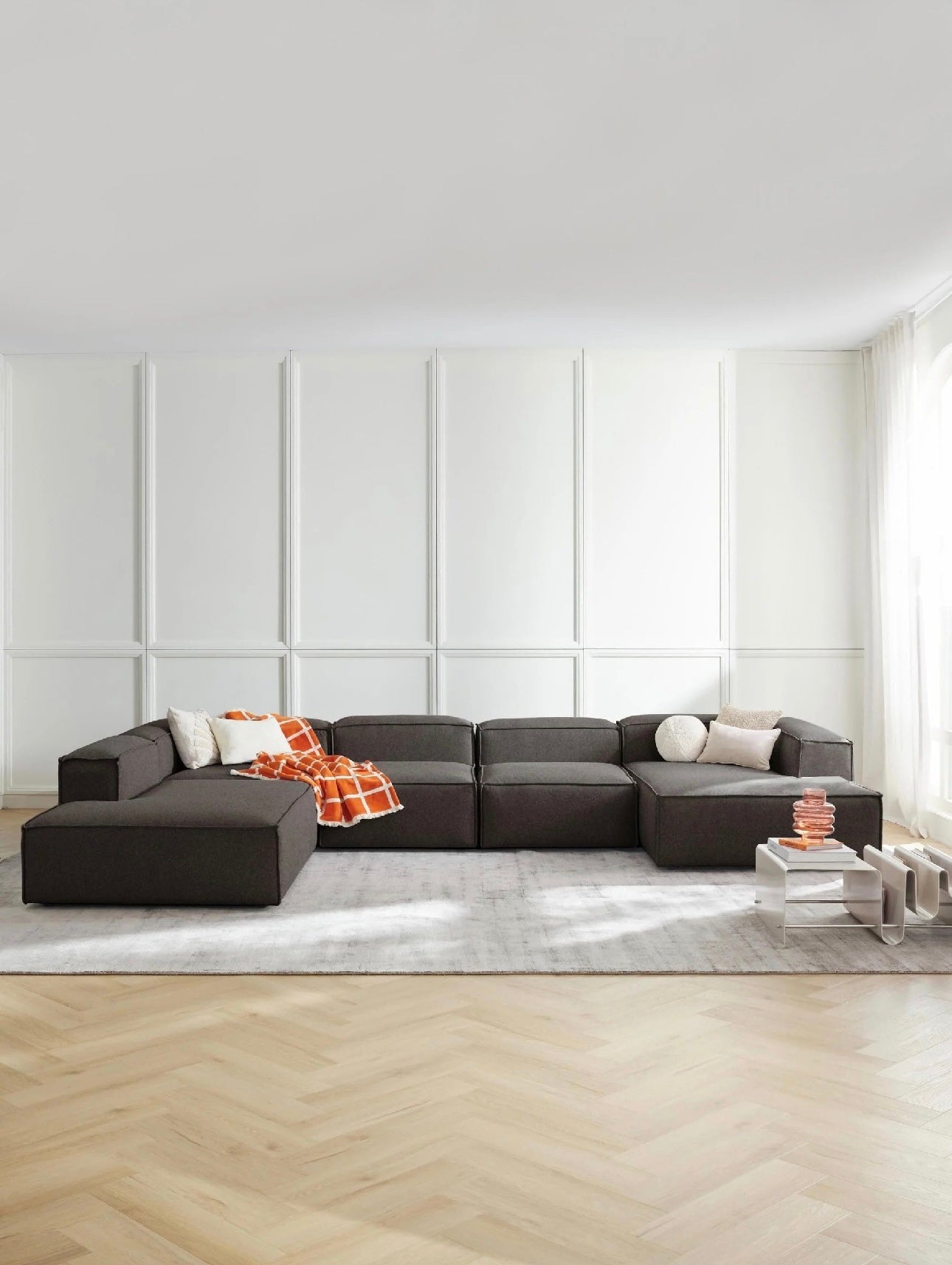 Kingston Contemporary 9-Seater U-Shaped Modular Sectional Couch